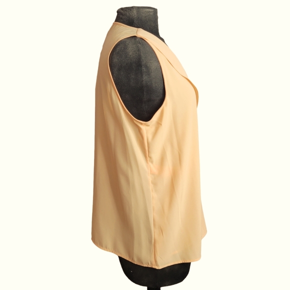 NWT Calvin Klein blouse - Picture 3 of 7